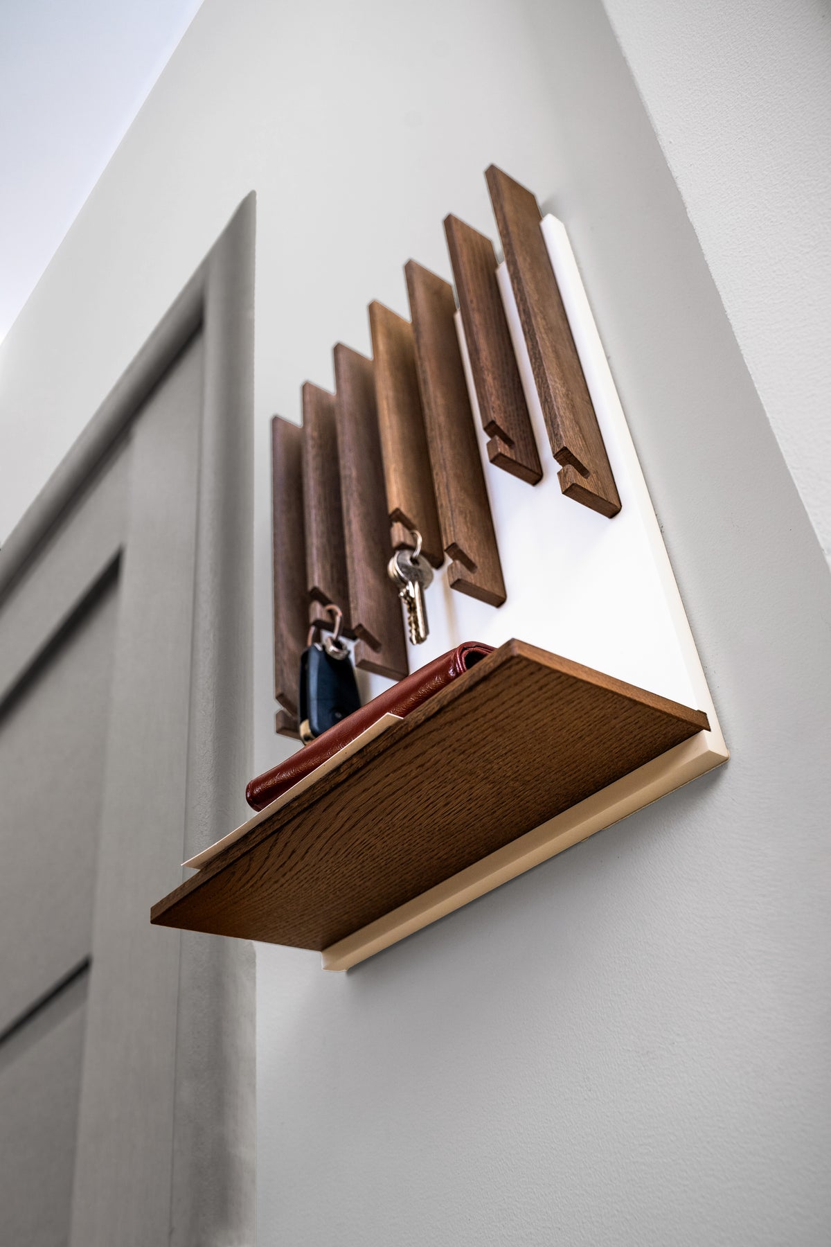 Walnut color Oak Modern Entryway Key holder with 1 shelf