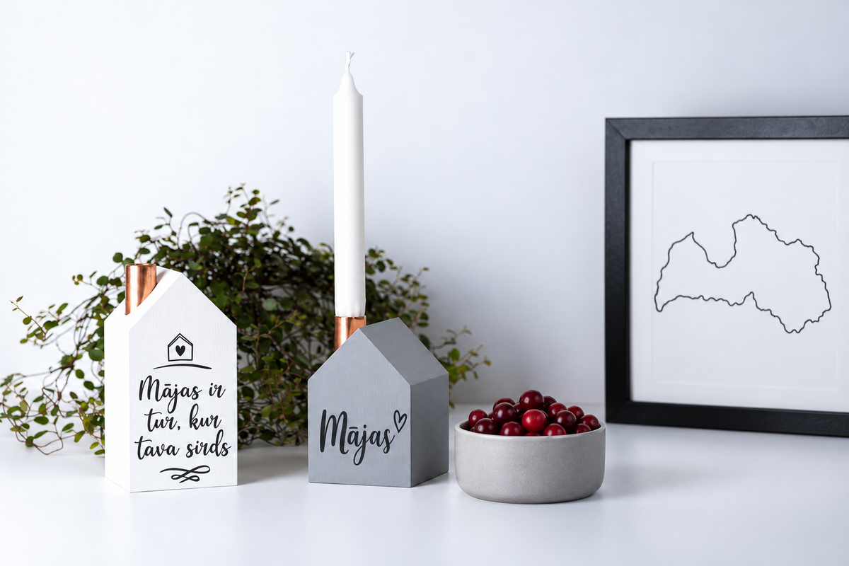 House candle holders with inscriptions Mājas
