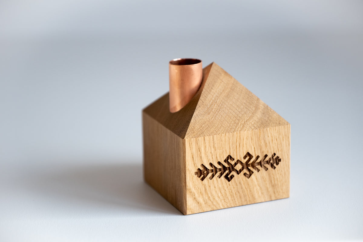 Oak house candle holder S – Laimas slotiņa