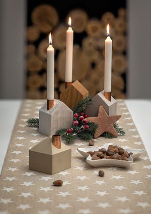 Seasonal decor set