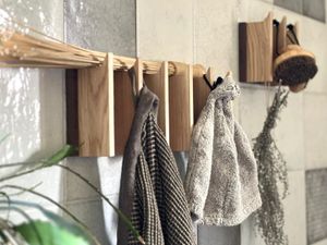 Wall Hooks Natural + Walnut Single Layer
